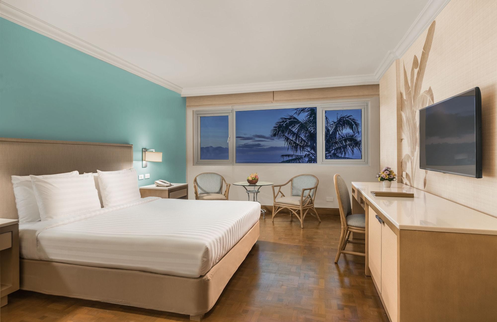 Taal Vista Hotel Tagaytay City Екстер'єр фото
