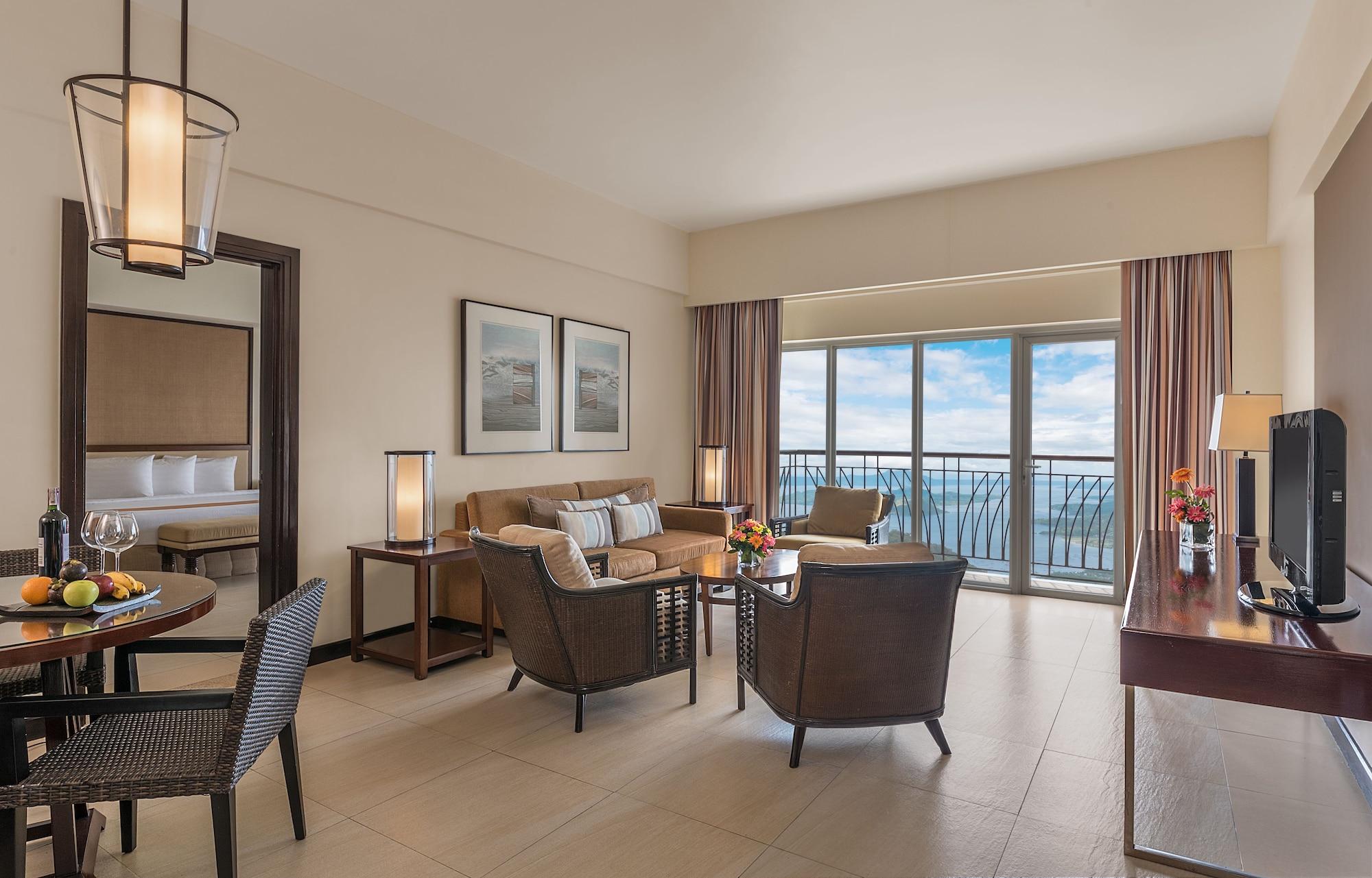 Taal Vista Hotel Tagaytay City Екстер'єр фото