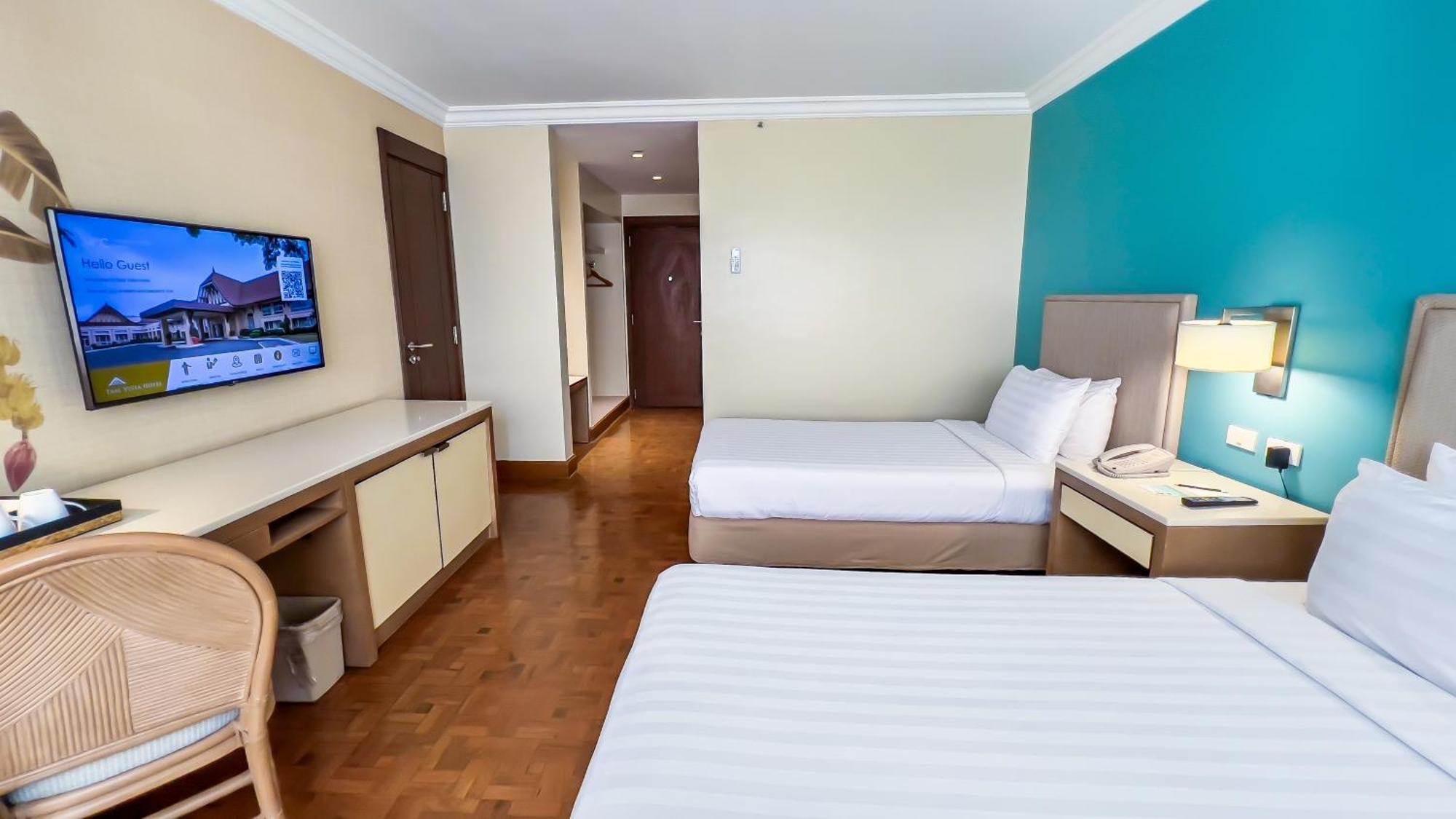 Taal Vista Hotel Tagaytay City Екстер'єр фото Deluxe Room