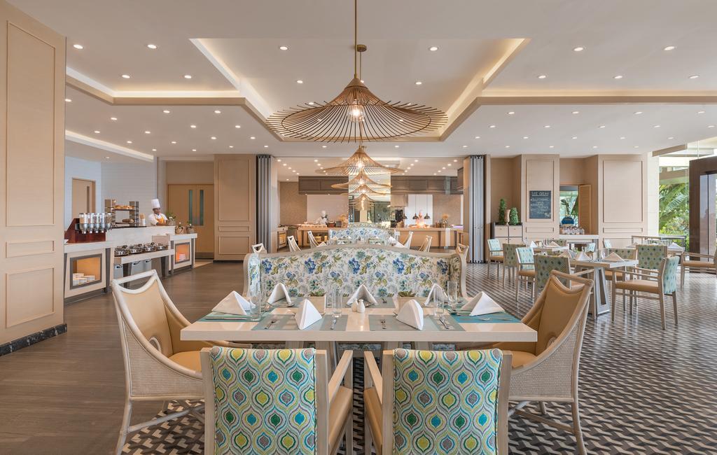 Taal Vista Hotel Tagaytay City Екстер'єр фото The Beach Club